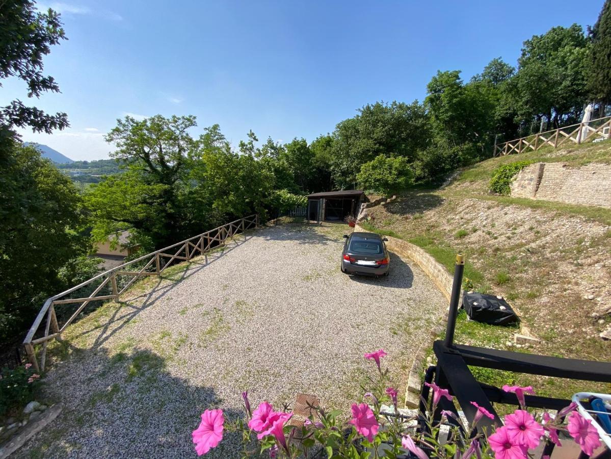 Villa Poggio Ulivo Pool-Apartments Rivoli Veronese Exterior foto
